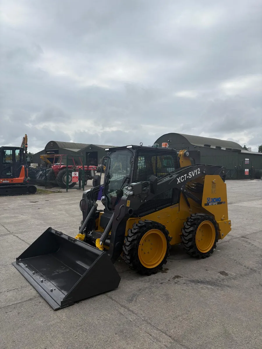 BRAND NEW XCMG XC7-SV12 SKID STEER LOADER - Image 3