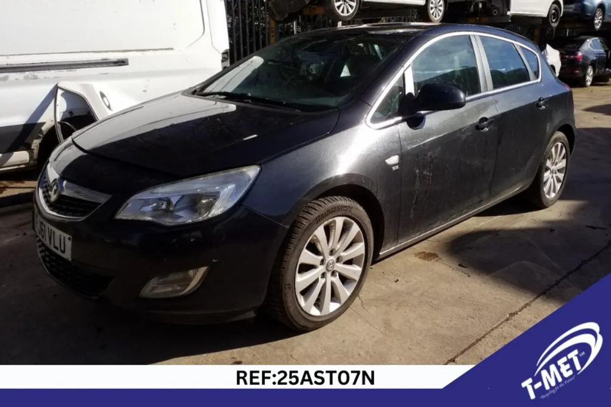 2012 VAUXHALL ASTRA BREAKING FOR PARTS - Image 2