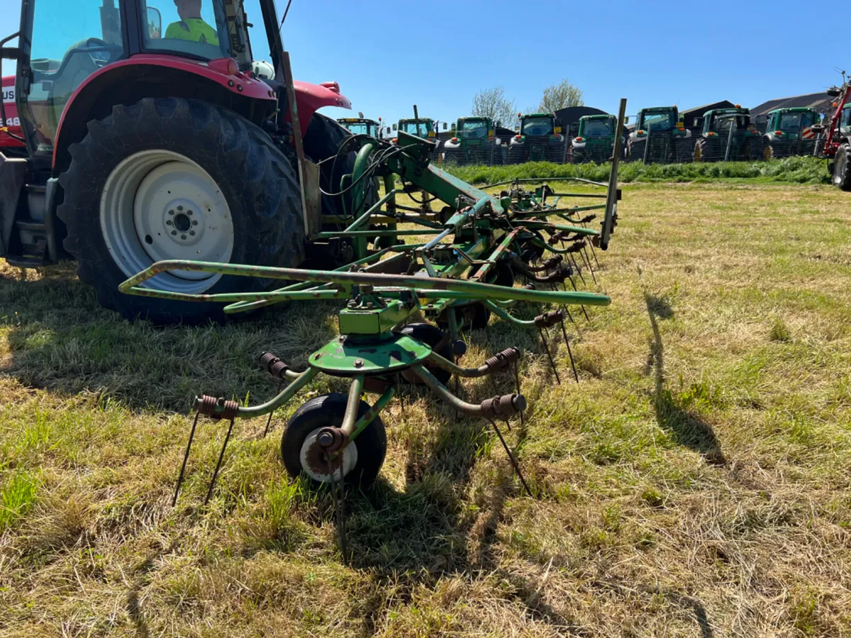 Krone 6.70/6 Tedder - Image 3