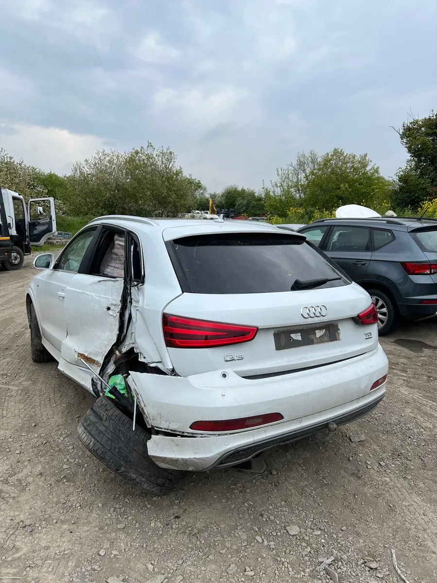 Breaking audi q3 2013 s line Quattro cfg - Image 2