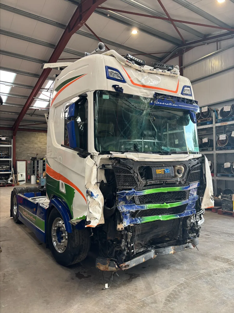 2017 Scania R500 For Breaking - Image 2