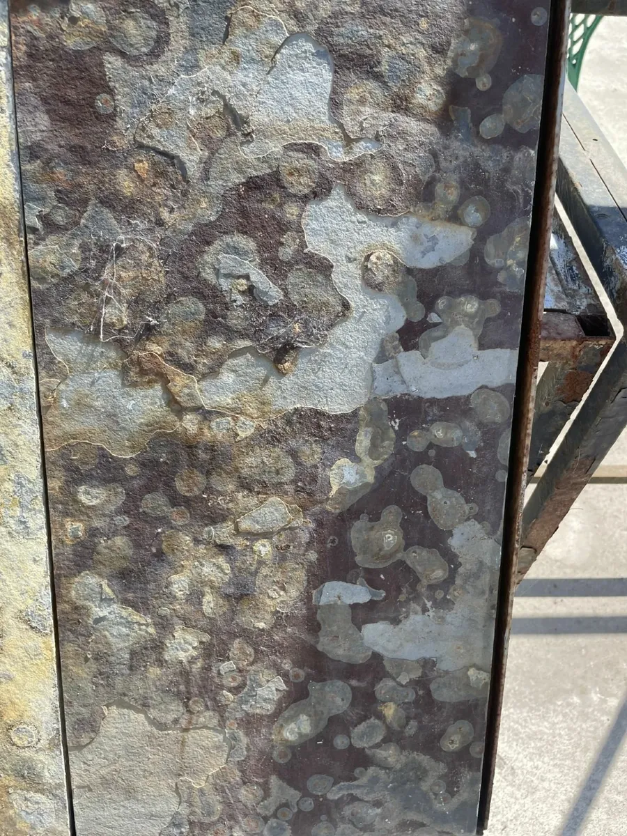 Rusty Limestone Paving Reduced - Image 2