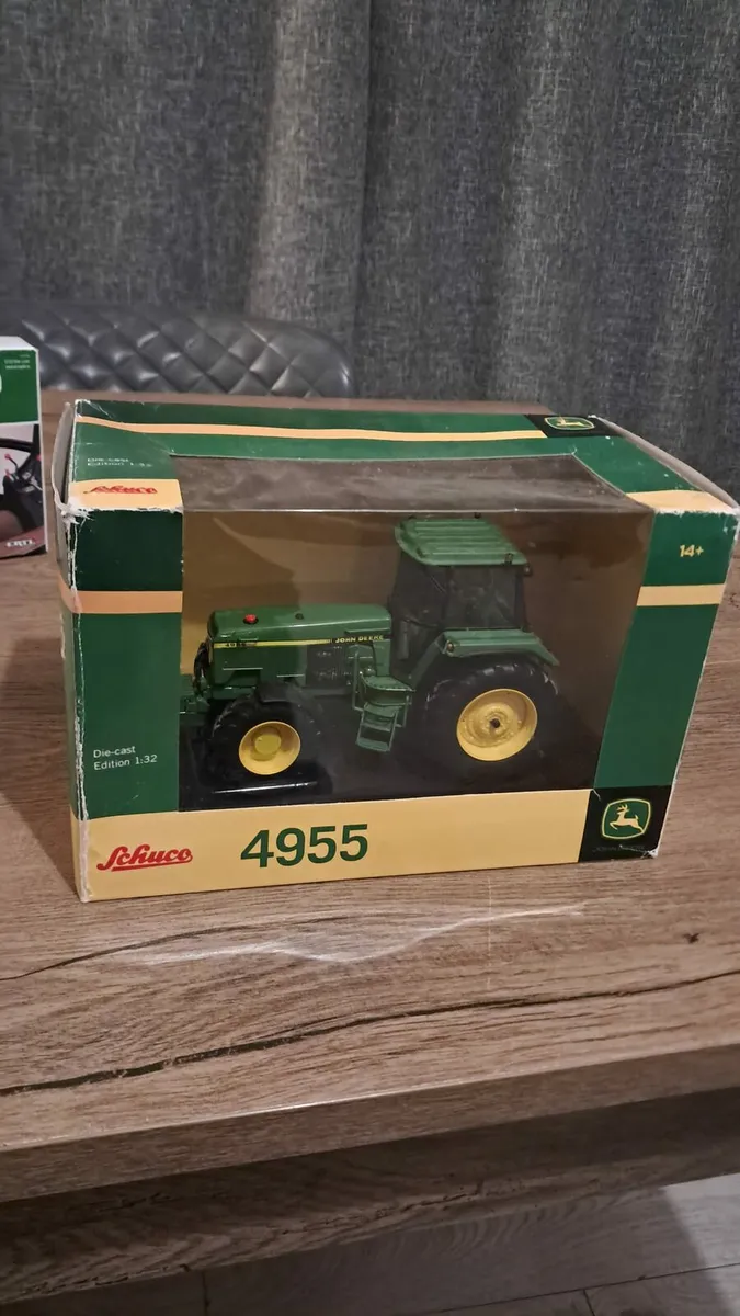 Model tractor - Image 3