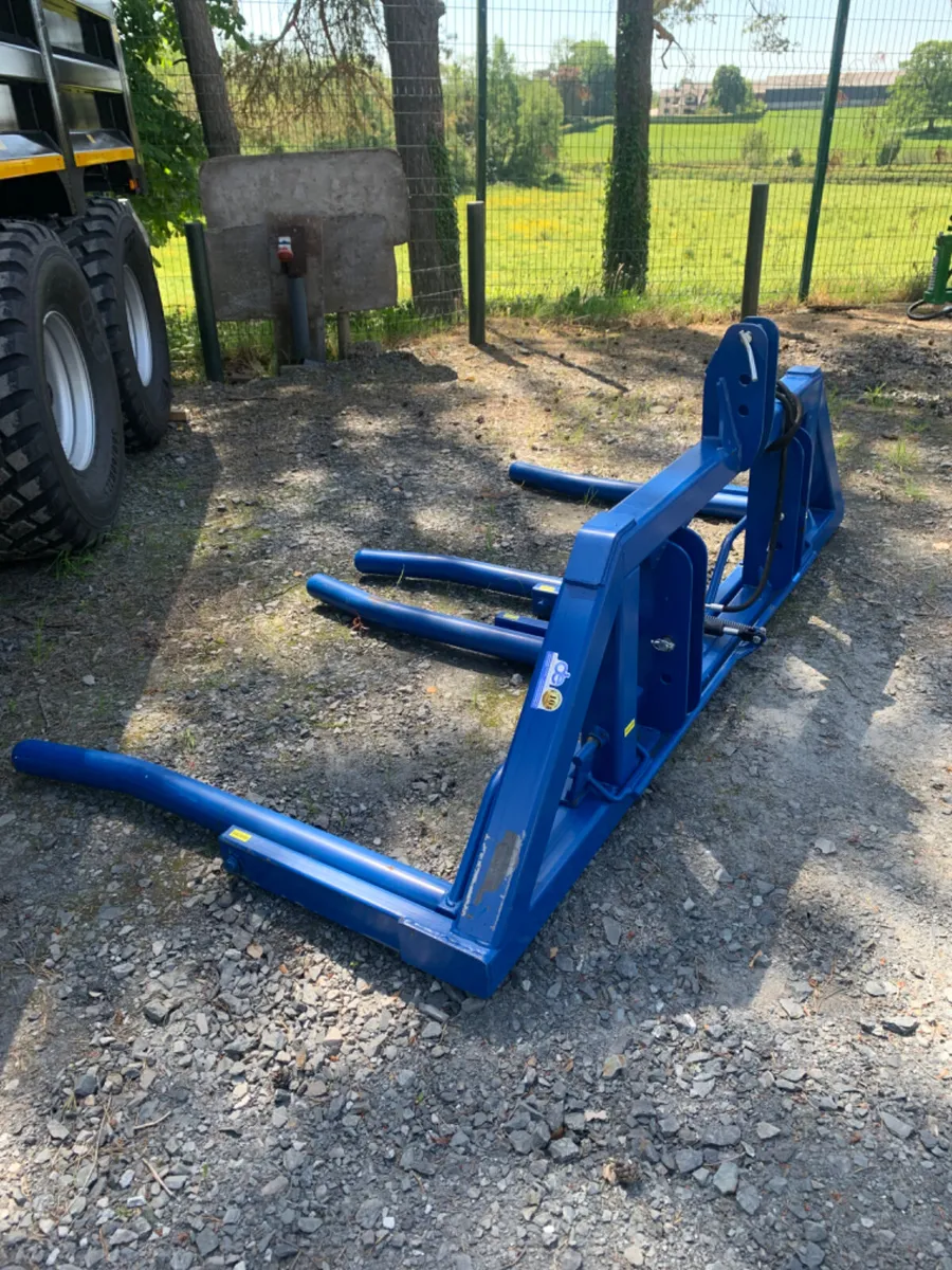 Double bale lifter - Image 2