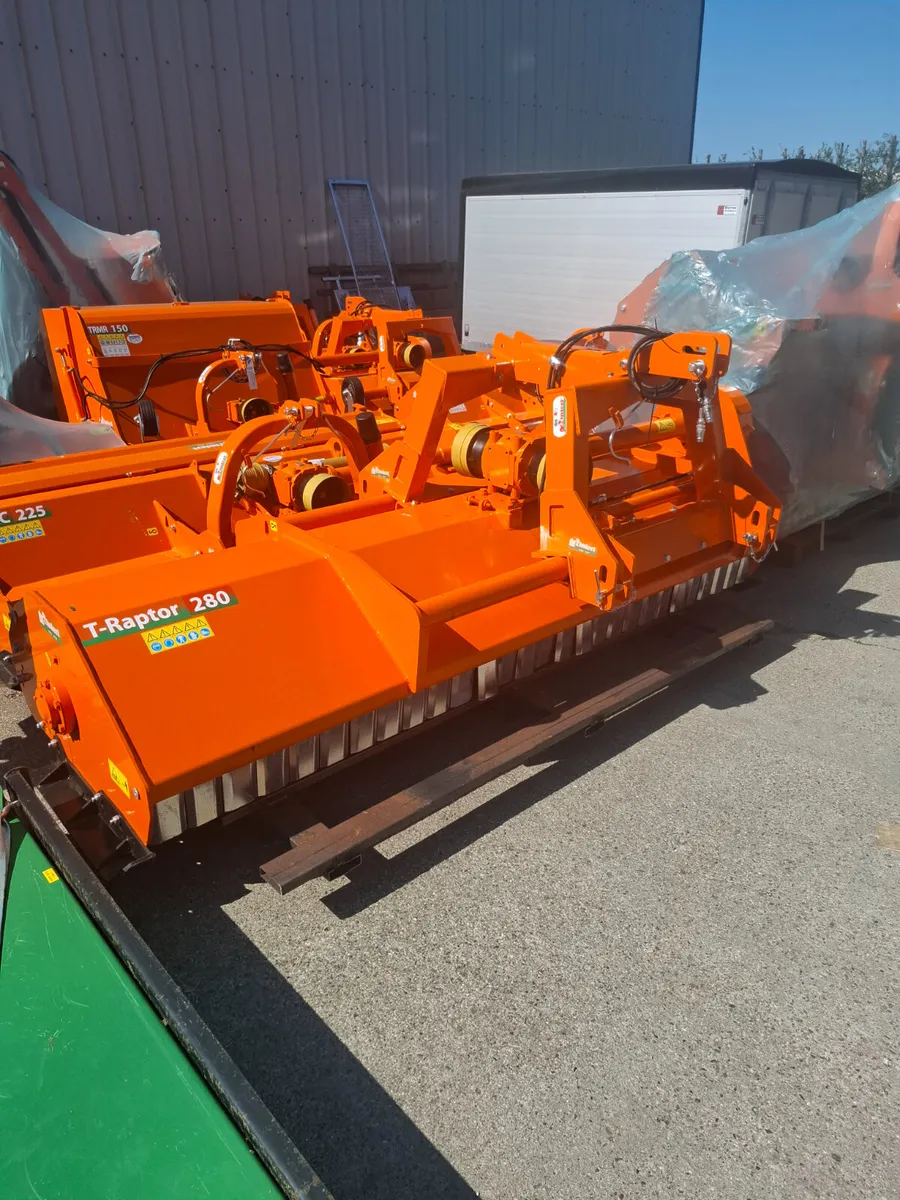 RINIERI T-RAPTOR HEAVY DUTY  FLAIL MOWER MULCHER - Image 4