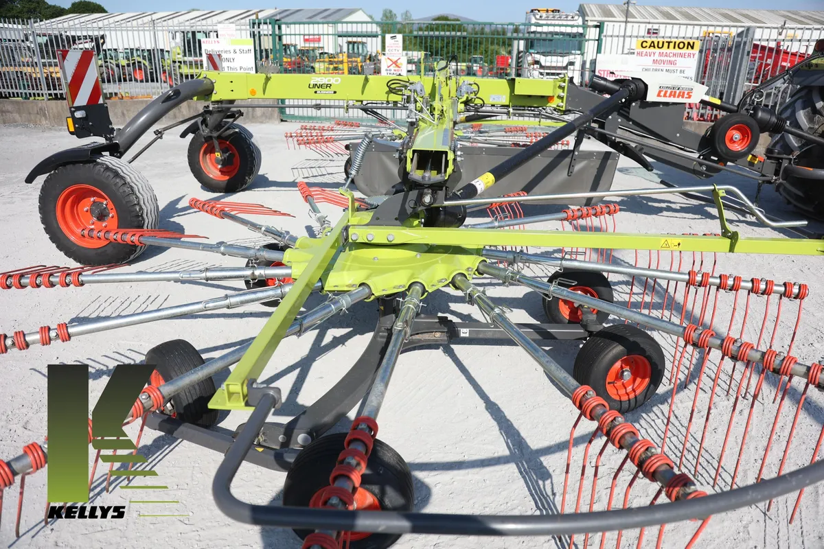 Claas liner 2900 Business - Image 1