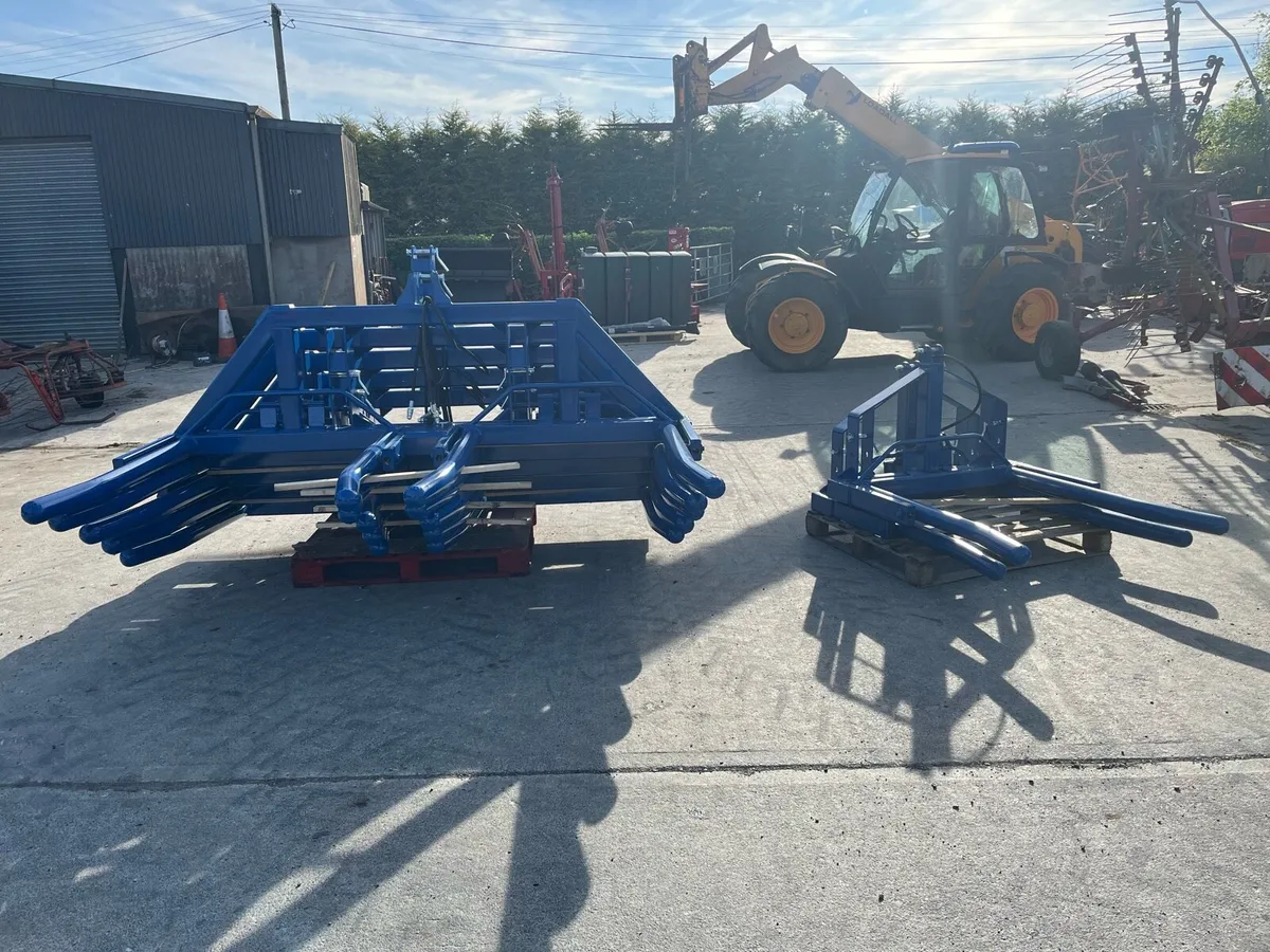 Dowd Bale Lifters - Image 2