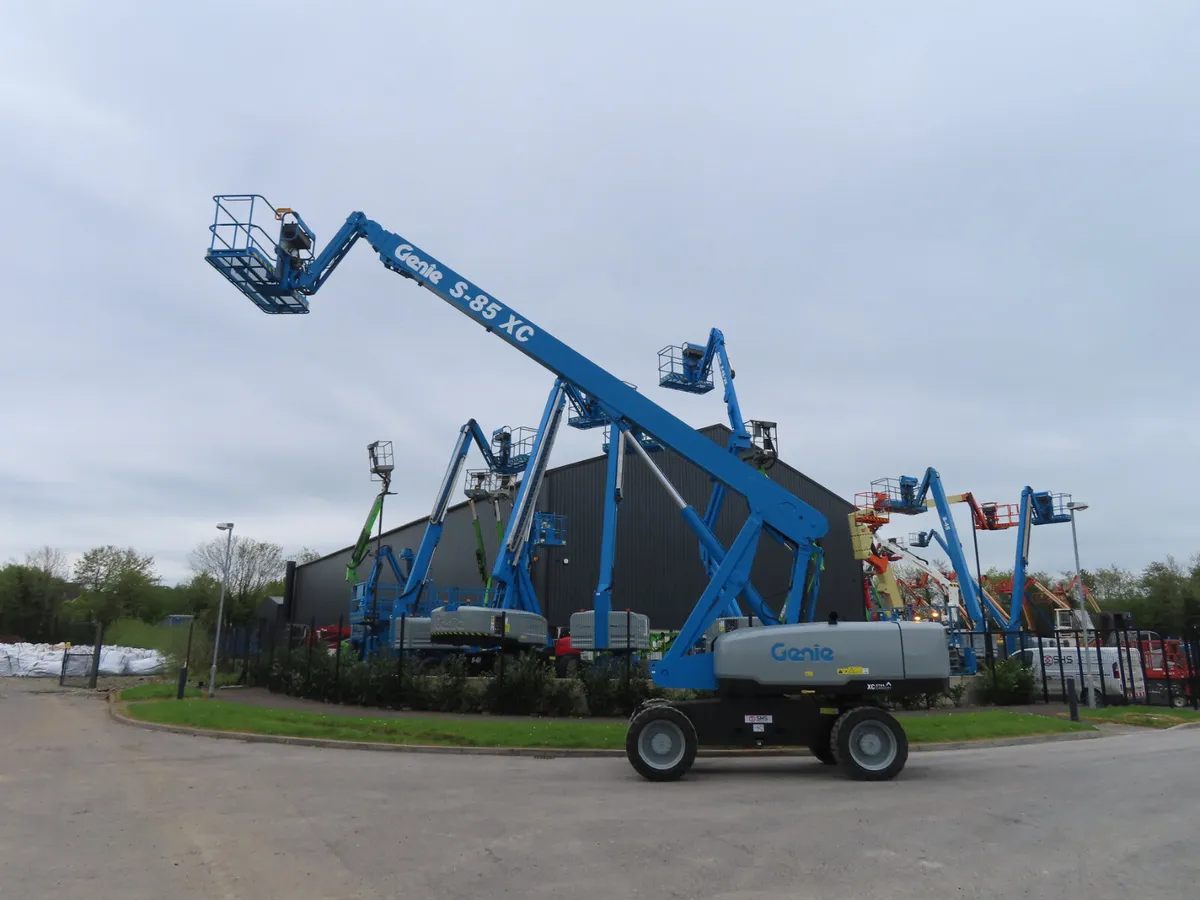 Genie S85 XC 2018 Boom Lift Access Platform - Image 2