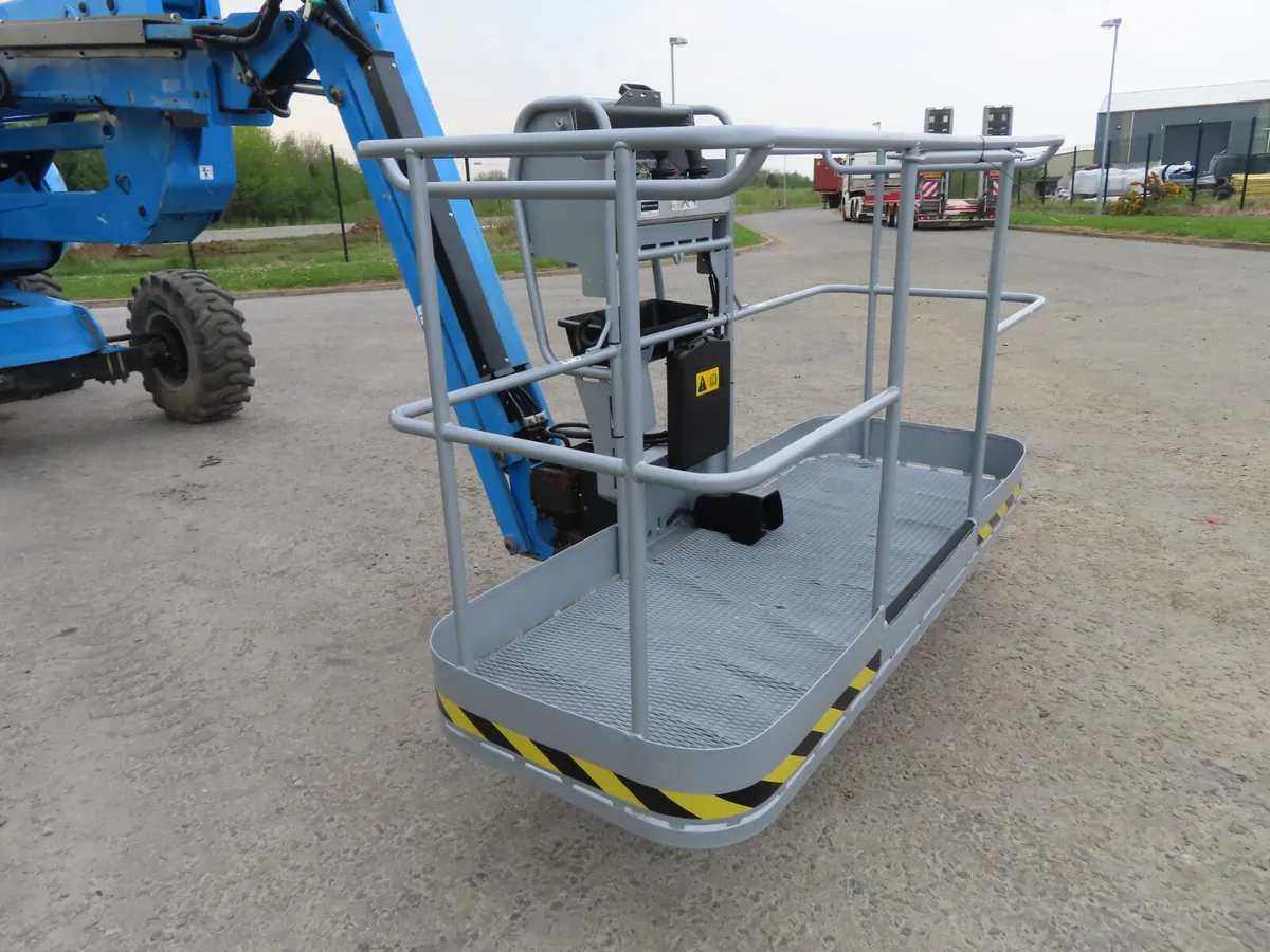 Manitou 180 ATJ Articulating Boom Lift - Image 2