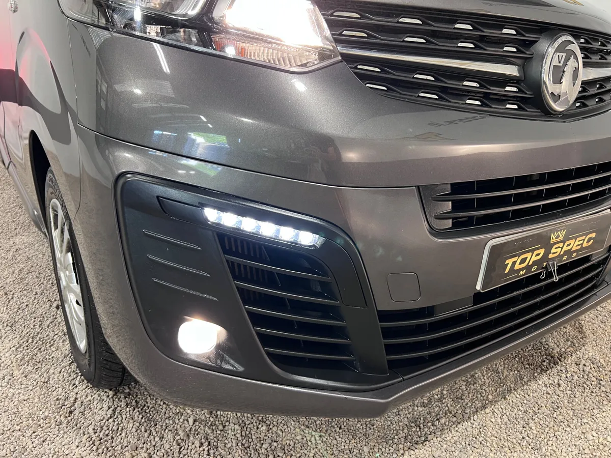 2021 (212) Vauxhall Vivaro 2700 Griffin Edition su - Image 4
