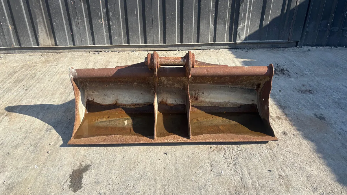 72” Ditching Bucket - Image 2