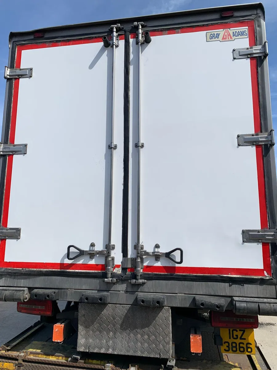 2018 29FT INSULATED BODY - Image 3