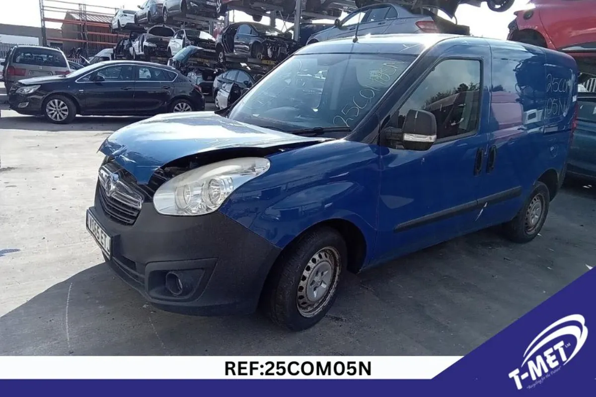 2015 VAUXHALL COMBO BREAKING FOR PARTS - Image 1