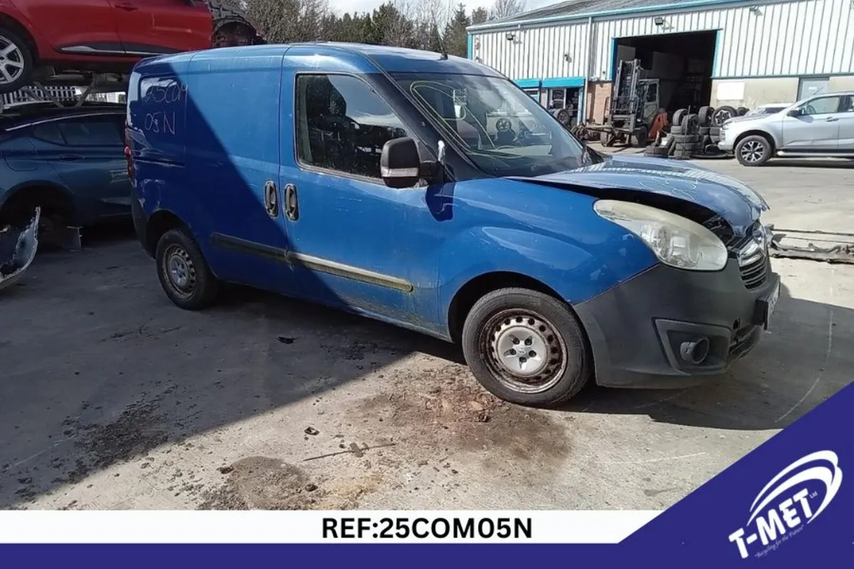 2015 VAUXHALL COMBO BREAKING FOR PARTS - Image 2