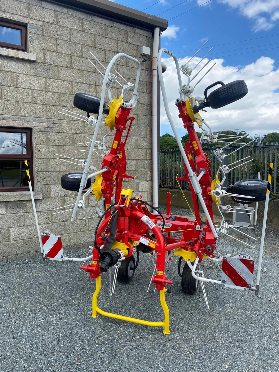 New Pottinger Hit 6.61 Tedder - €10,569 + VAT - Image 3