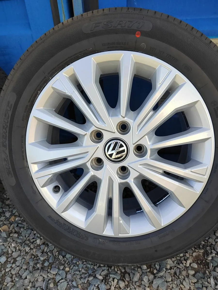Vw transporter t5 t6 alloy wheels 17inch - Image 1