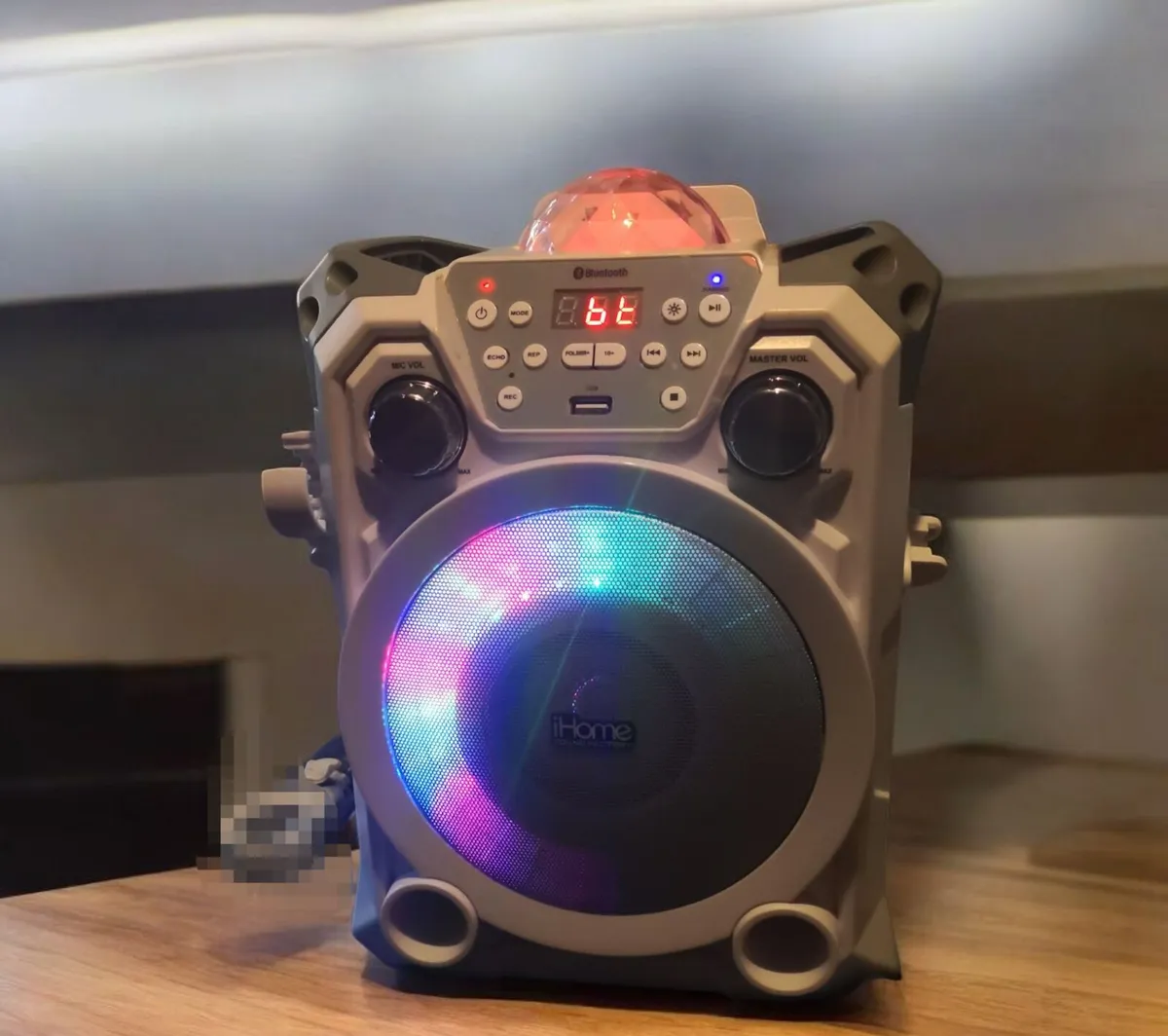 iHome Sound factory karaoke machine - Image 1