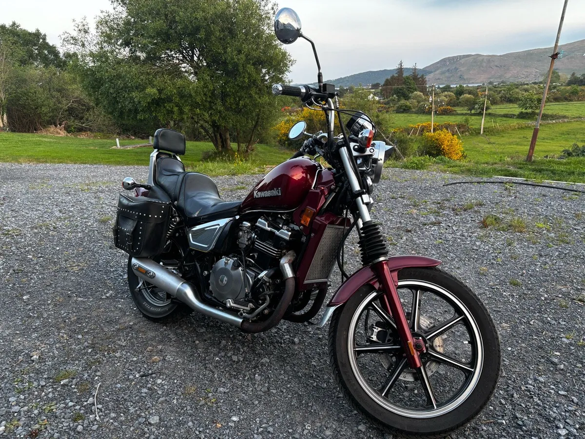 86’ Kawasaki Vulcan 400 - Image 1