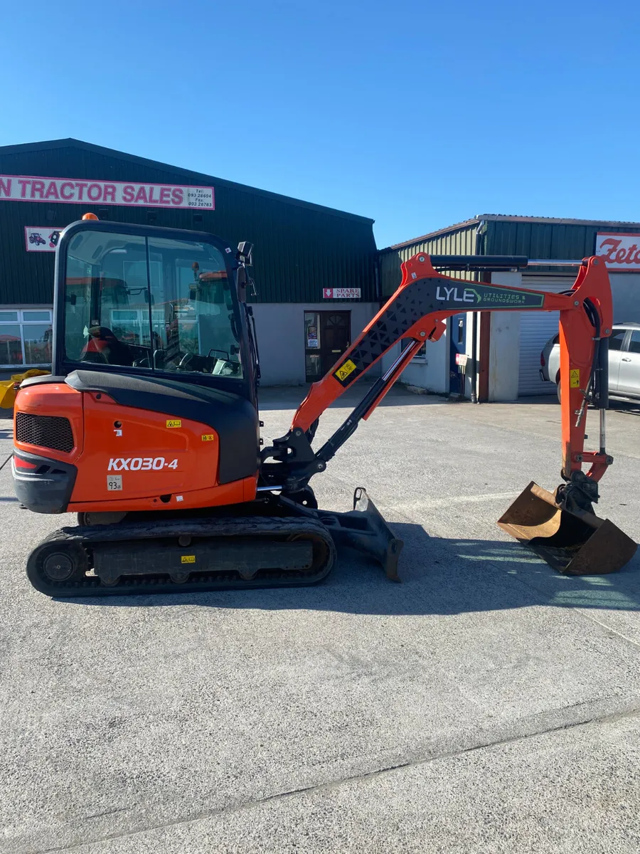 Kubota KX030-4 - Image 3