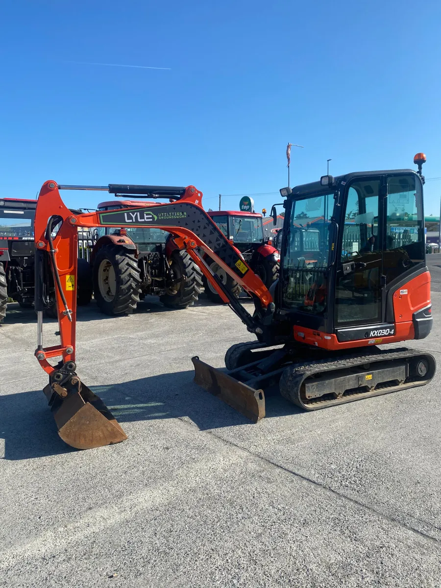 Kubota KX030-4 - Image 1