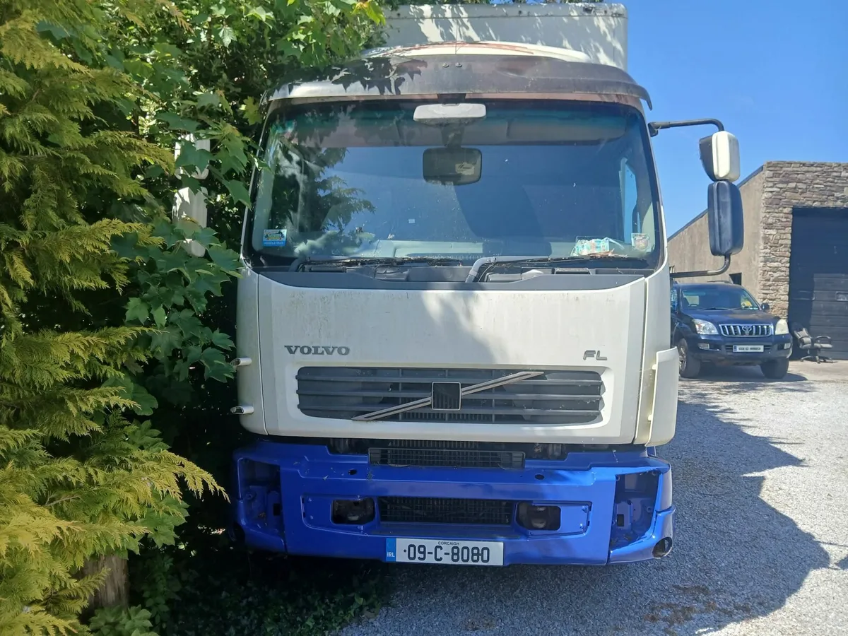 Volvo Other 2009 - Image 2