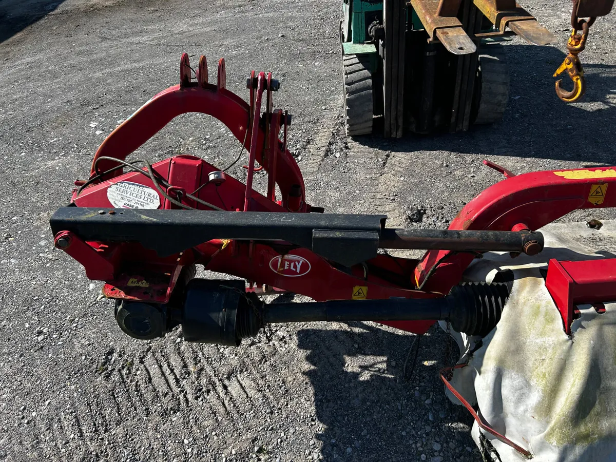 Lely 320 280 mowers for breaking - Image 3