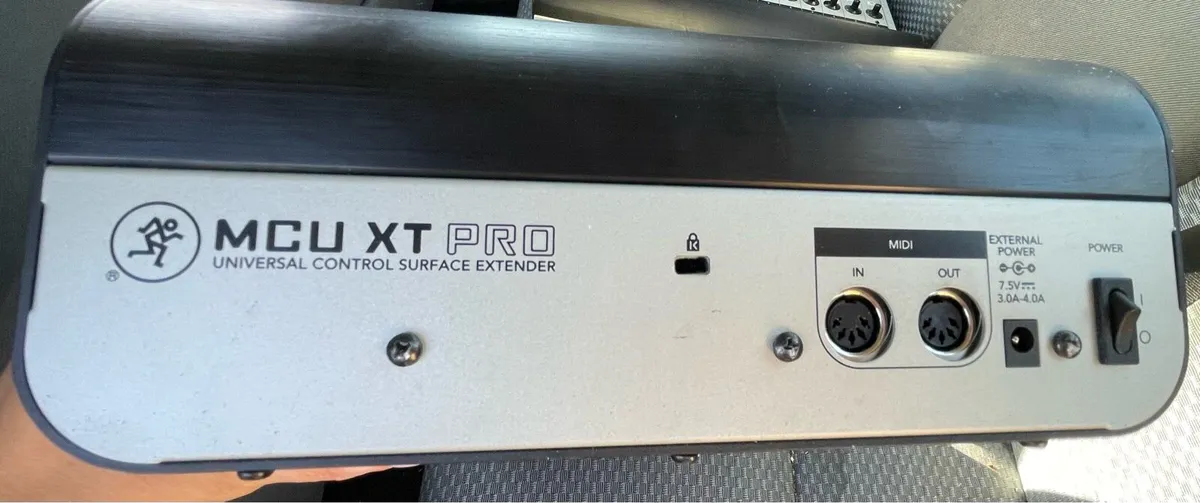 Mackie MCU XT PRO - Image 2