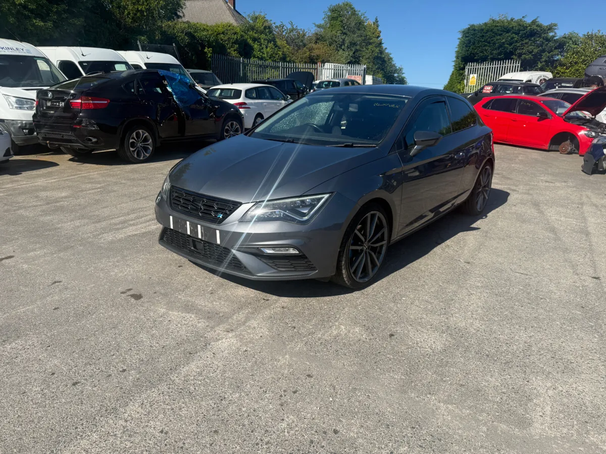 2017 Seat Leon Cupra 1.4 TSI  FR ECO 3 DR - Image 2