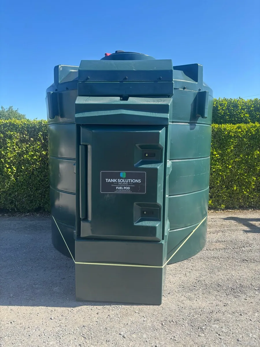 Bund diesel tank - Image 1