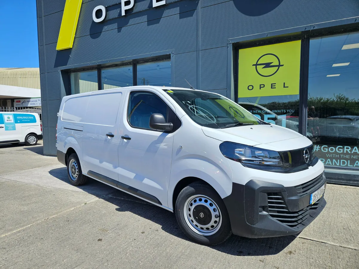 Opel Vivaro facelift DEMO DEAL 252 - Image 2