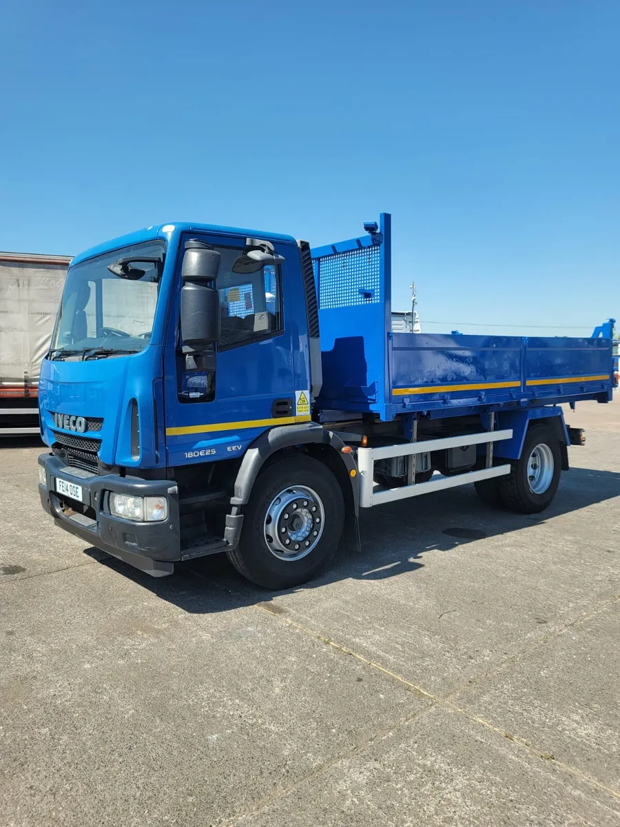 2014 Iveco 18 ton steel drop side Tipper Manual bo - Image 3