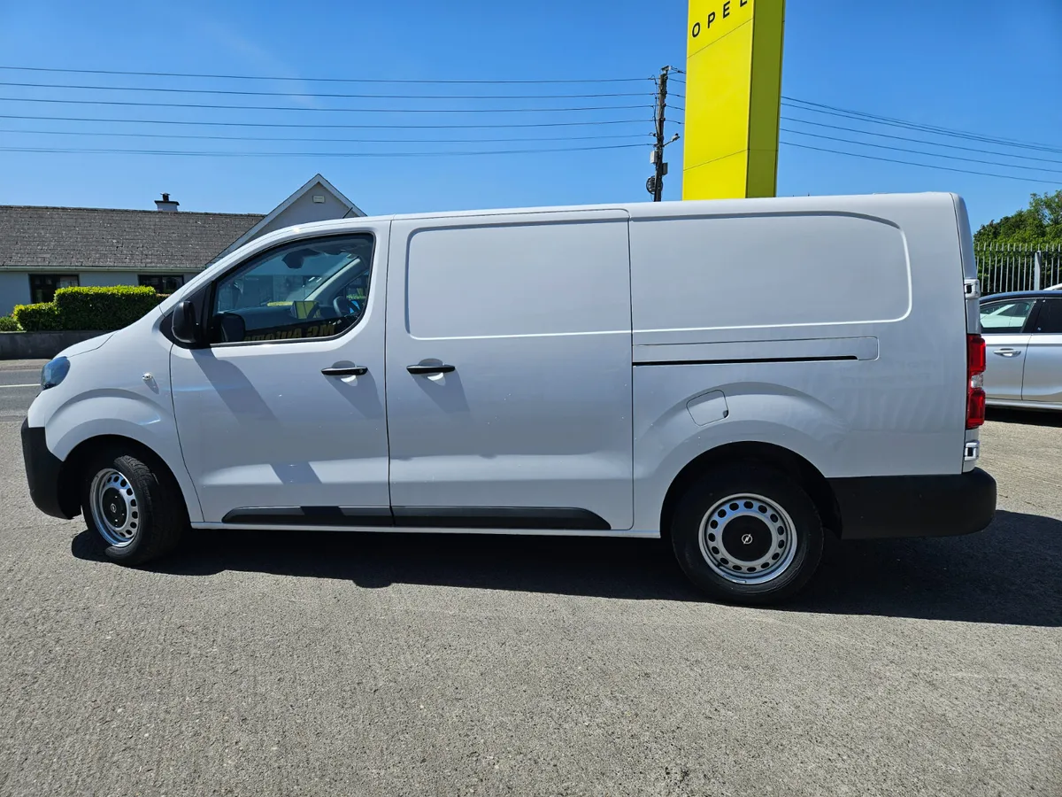 Opel Vivaro  252 DEMO DEAL - Image 4