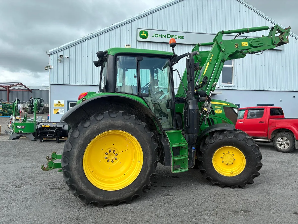 John Deere 6110M - Image 4
