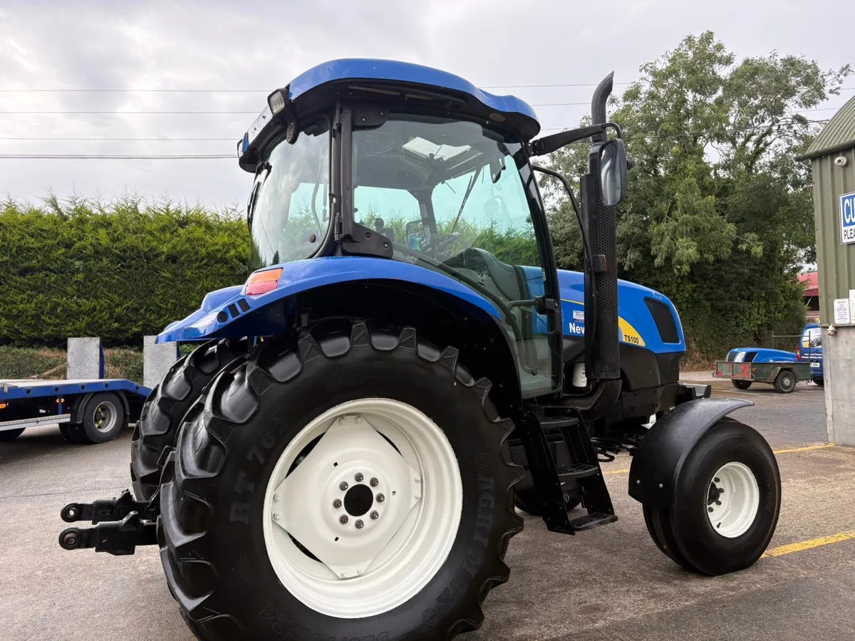 2007 New Holland TS100A 2wd - Image 4