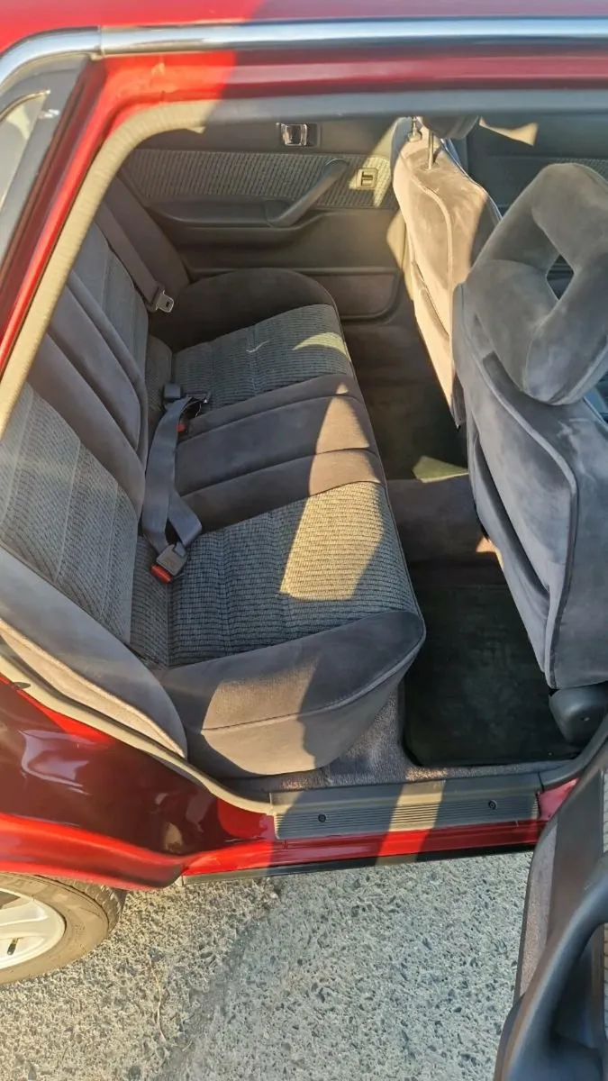 Toyota Camry - Image 4