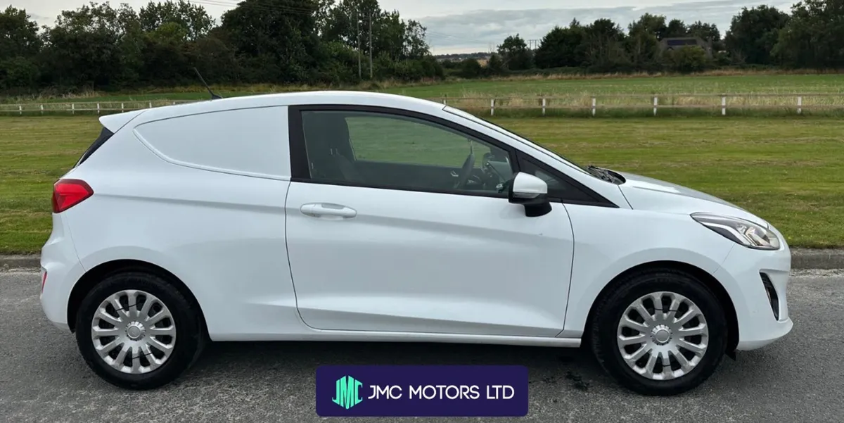Ford Fiesta  Car Van 2020 - Image 2