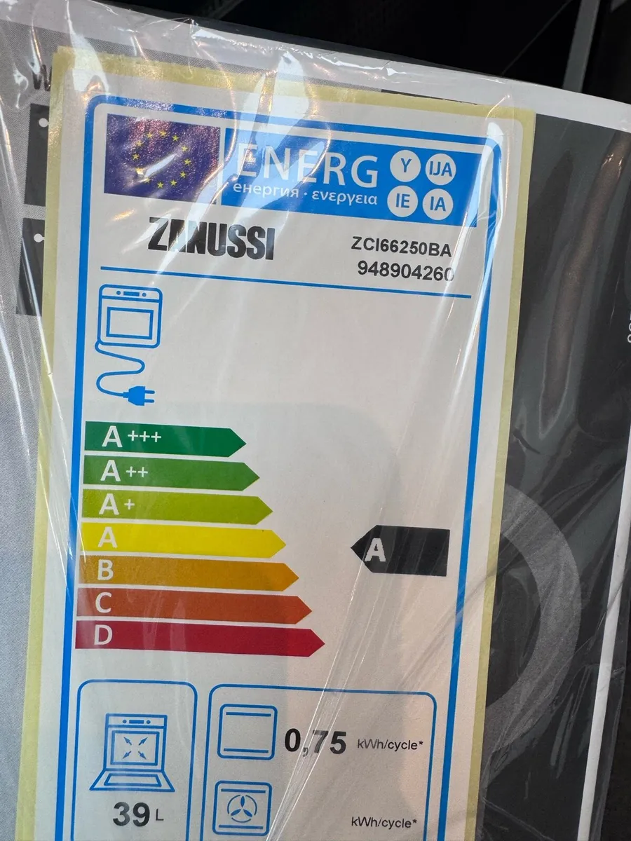 Zanussi ZCI66250BA induction ceramic cooker - Image 4