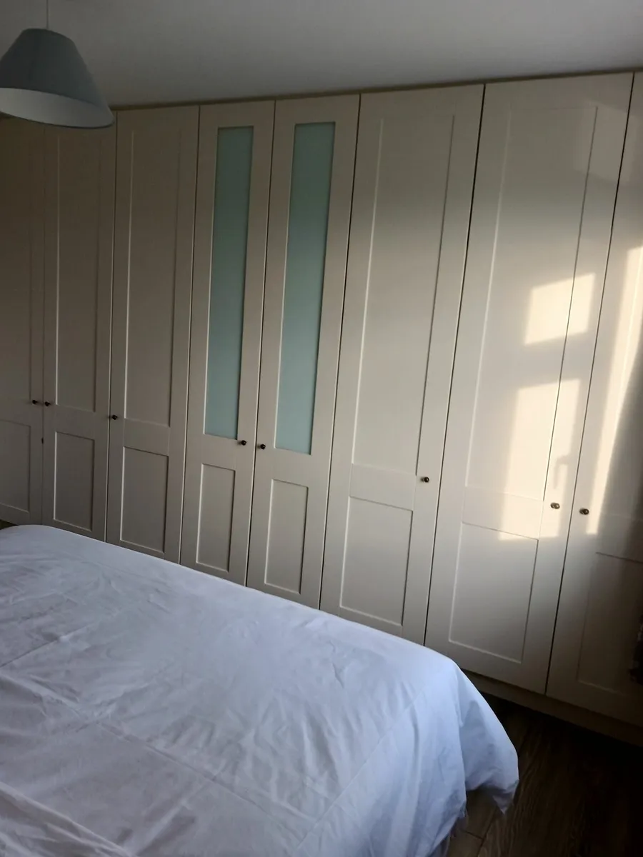 SHARE A HOUSE - Image 3