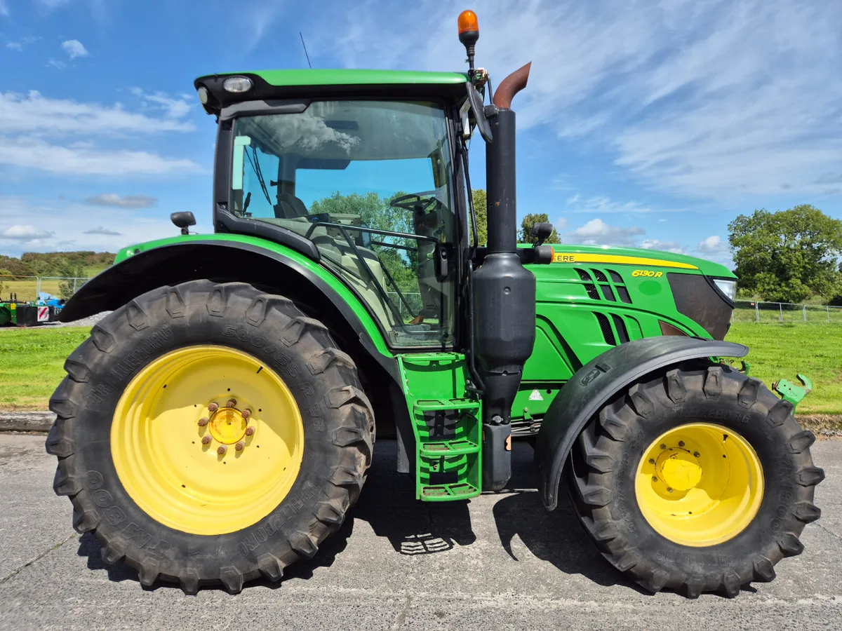 John Deere 6130R 2017 - Image 3