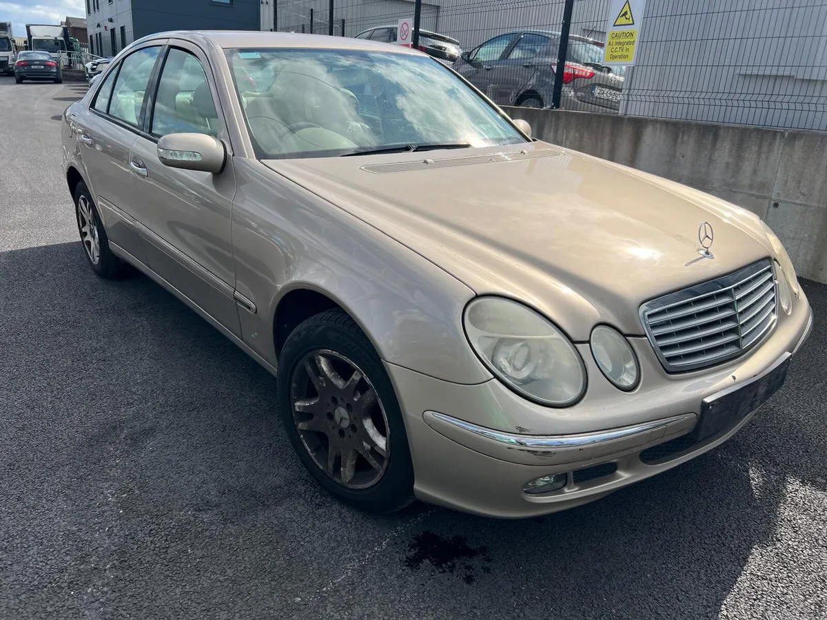 05 MERCEDES E-CLASS Breaking ONLY - Image 3