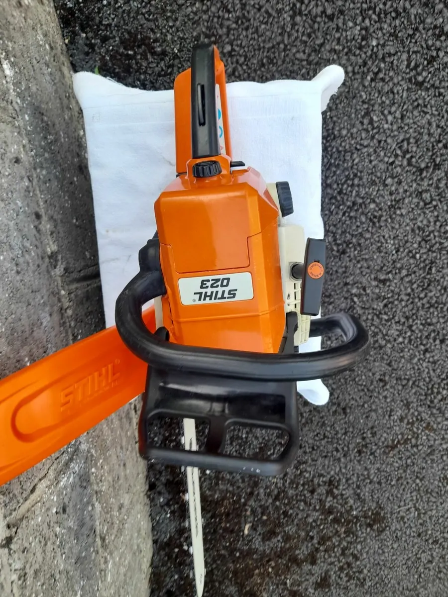 Selling Chainsaw - Image 2