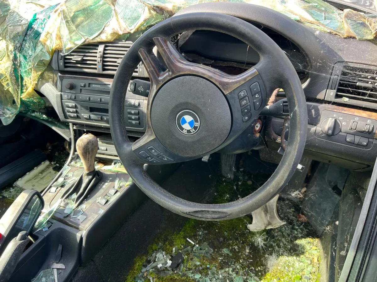 00 BMW 3 SERIES  330 Breaking ONLY - Image 4