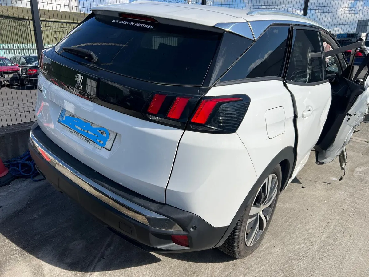 19 PEUGEOT 3008  1.5BLUEHDI ALLURE Breaking only - Image 2