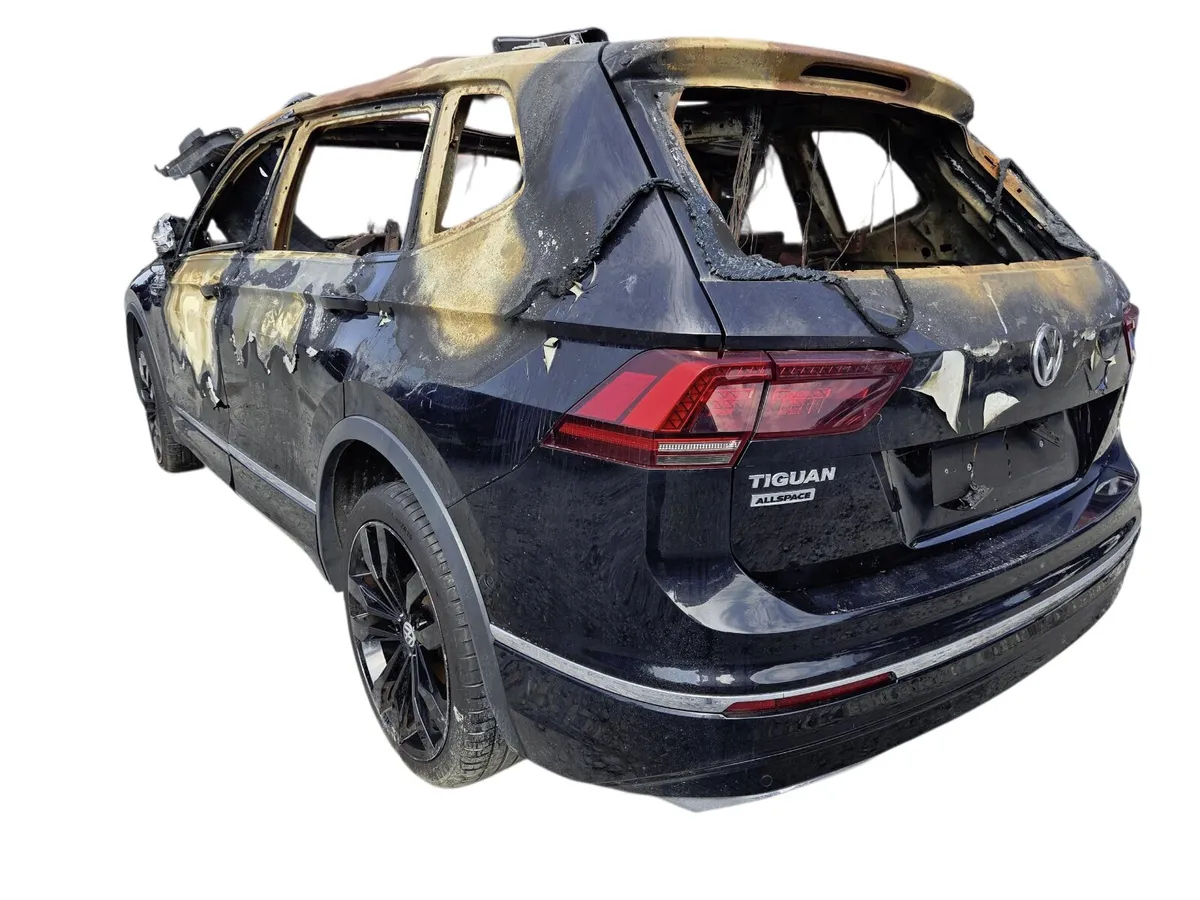 2021 VOLKSWAGEN TIGUAN For Breaking/Dismantling - Image 4