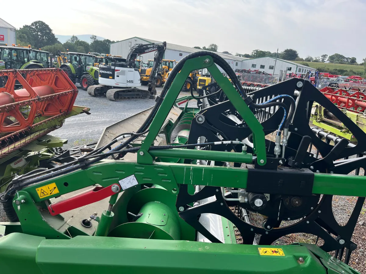 John Deere T670i - Image 2