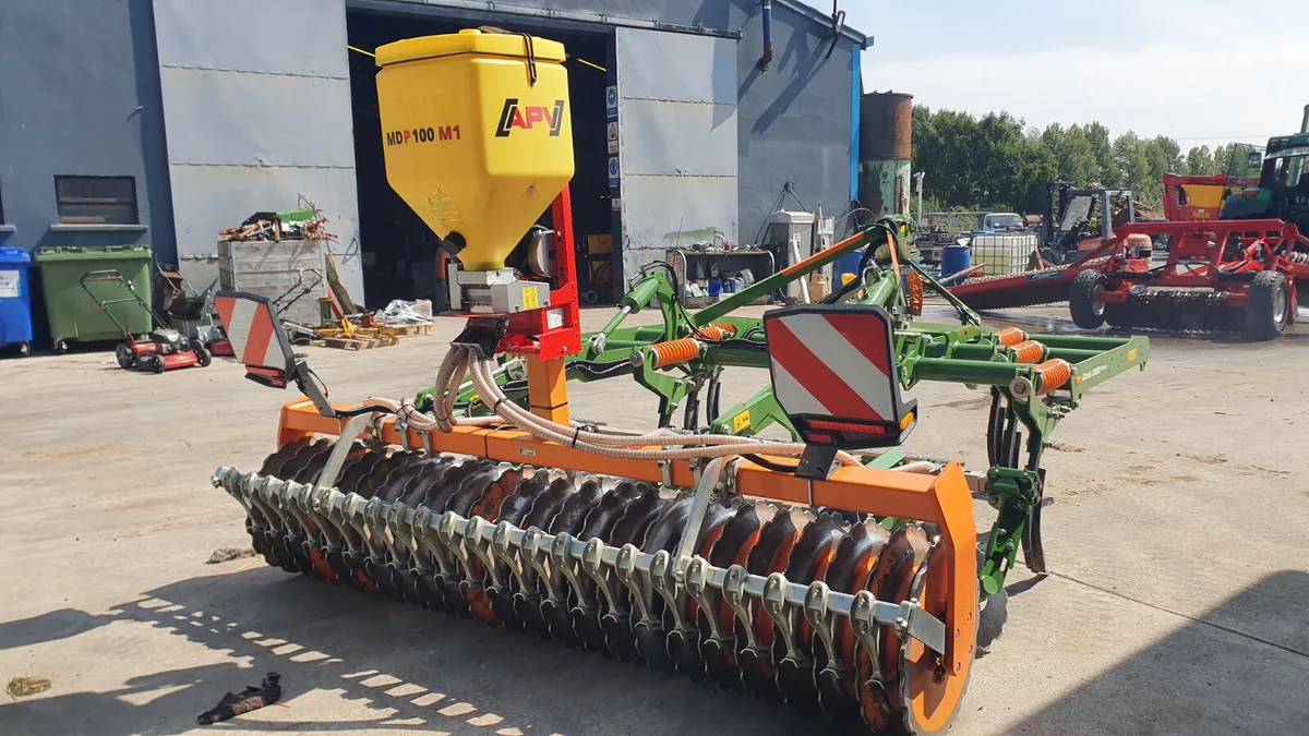 Amazone 3 Mtr Cenio Deep Leg Harrow - Image 4