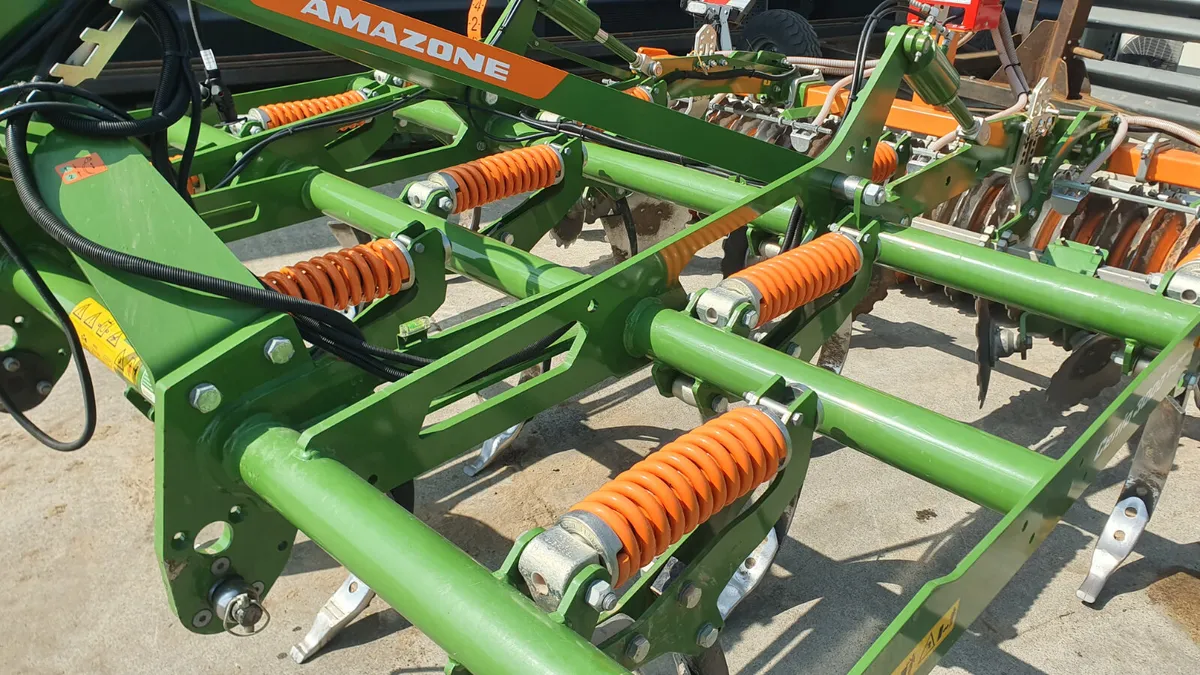 Amazone 3 Mtr Cenio Deep Leg Harrow - Image 2