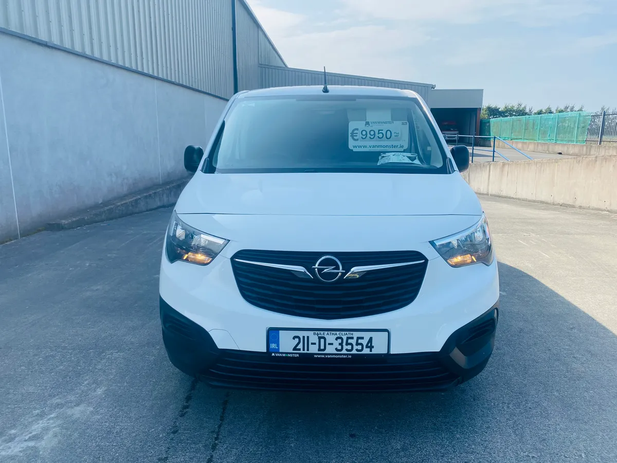 211 Opel combo 1.5 €9,950 + 23% VAT - Image 2