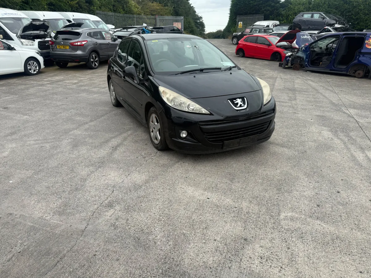2011 Peugeot 207 1.4 HDI - Image 2