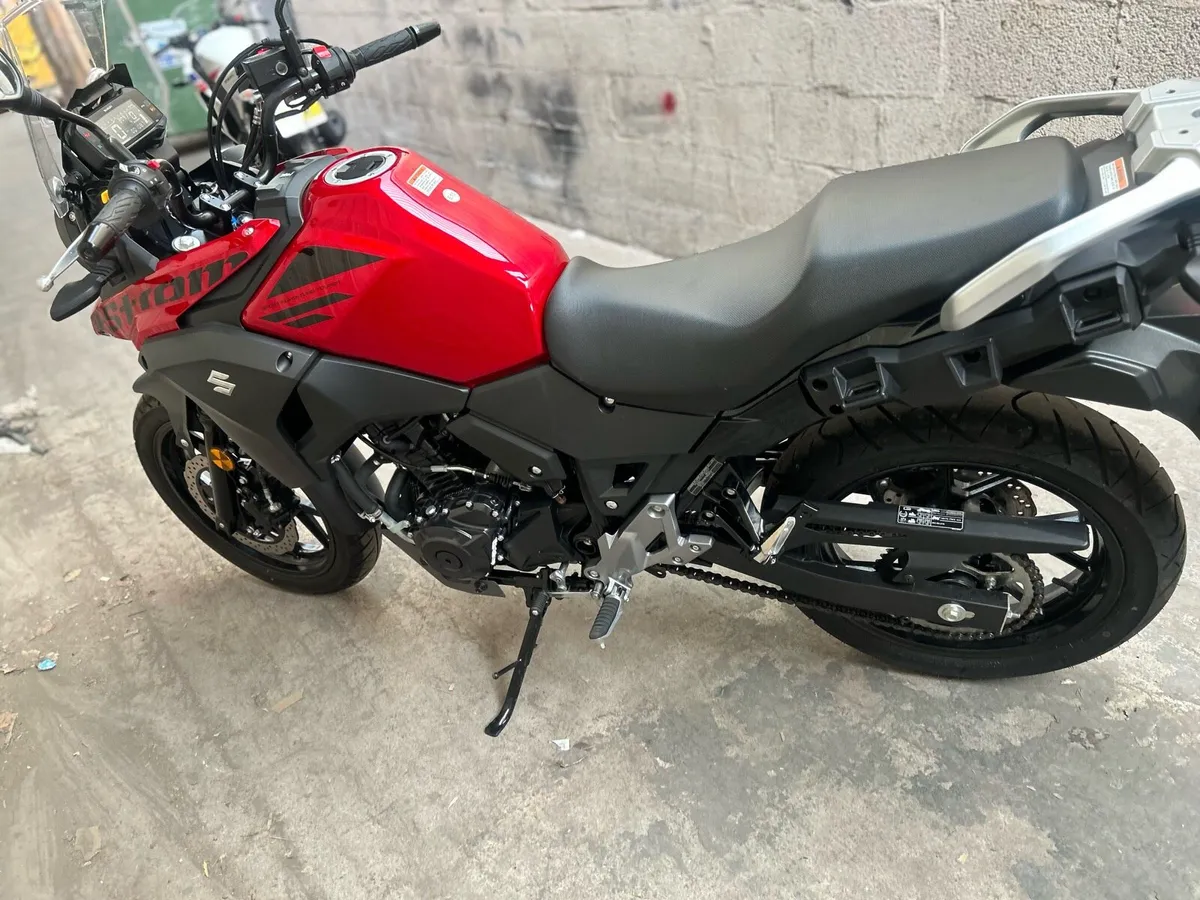Suzuki 250 V-STROM - Image 2